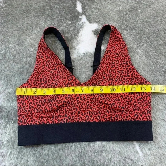 Fabletics All Day Everyday Bra - Picture 9 of 10